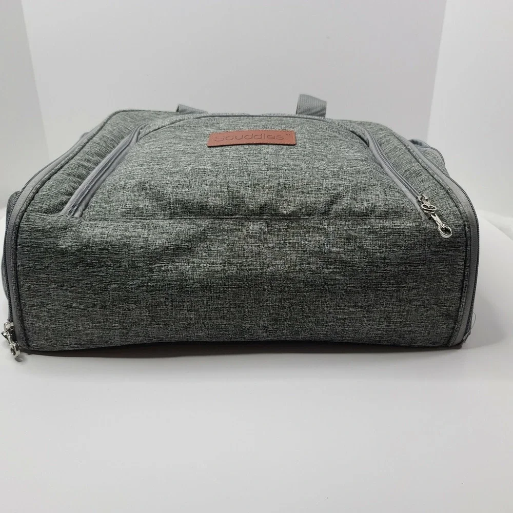 Scuddles Travel Bassinet 3-in-1 Baby Bed Diaper Bag Changing Station Easy Travel